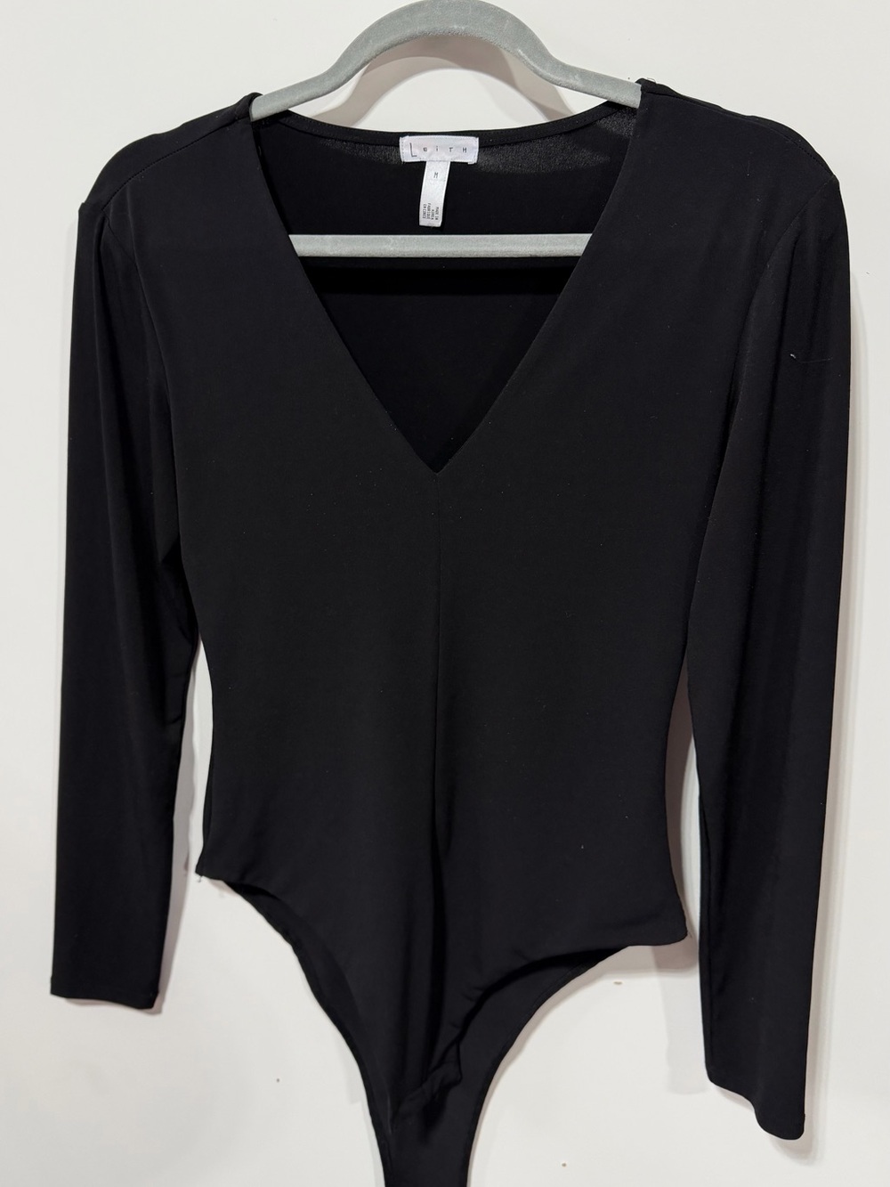 Leith Black V-Neck Long Sleeve Bodysuit